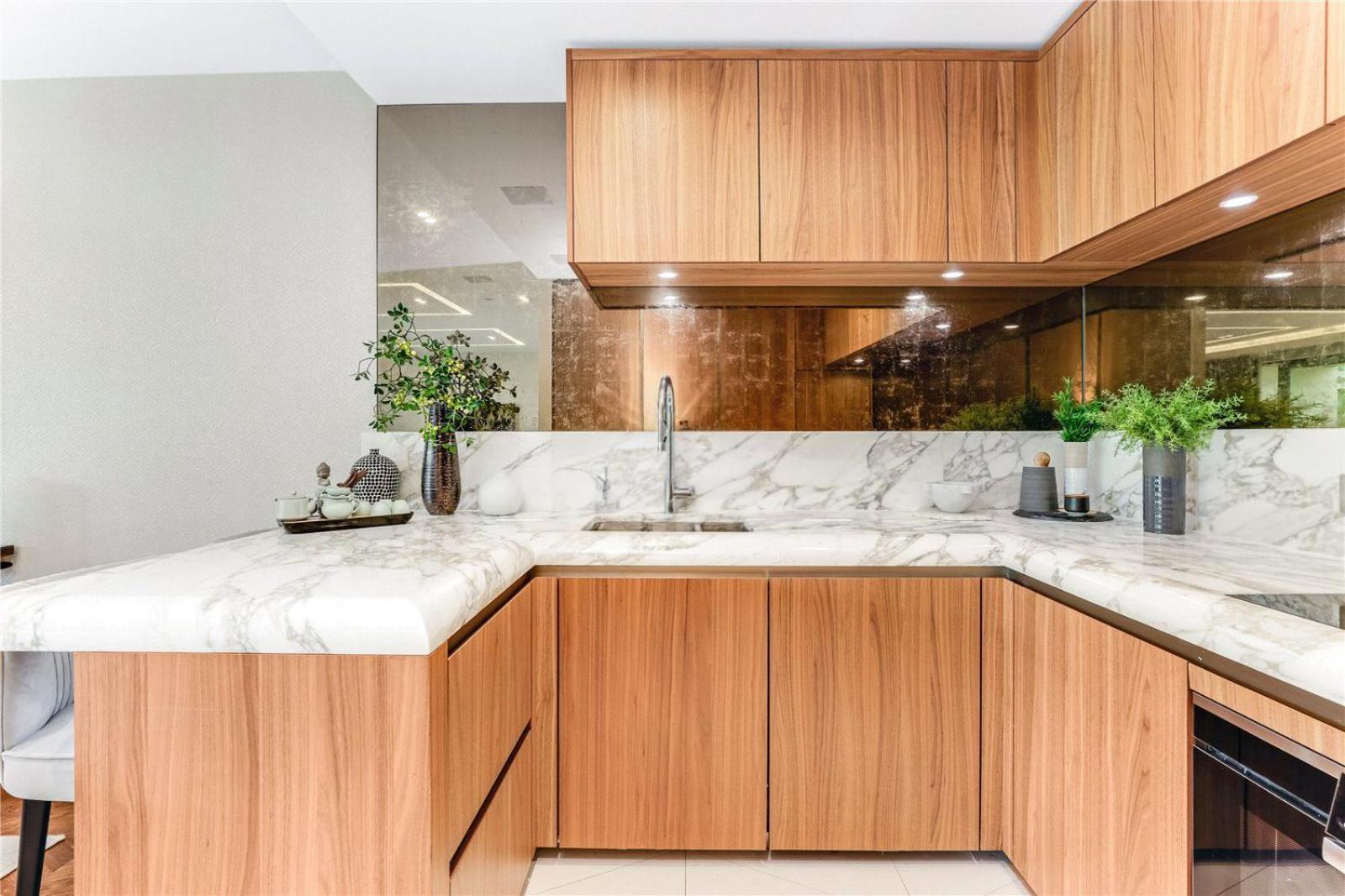 5 Million Pound Super Luxury Large Duplex Penthouse Sleeps 8 Apartament Londra