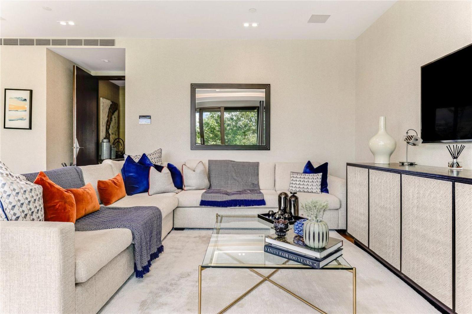 5 Million Pound Super Luxury Large Duplex Penthouse Sleeps 8 Apartament